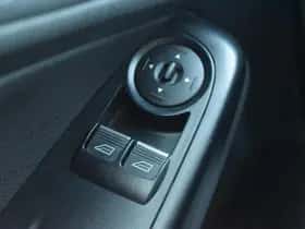 Ford Fiesta thumbnail 11