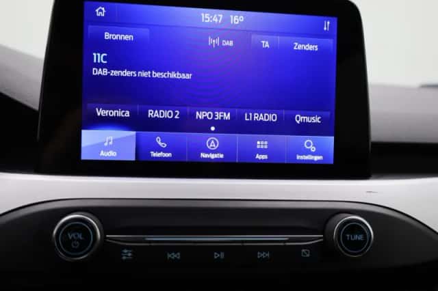 Ford Focus (2021) thumbnail 16