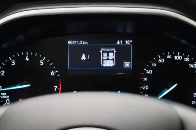Ford Focus (2021) thumbnail 8