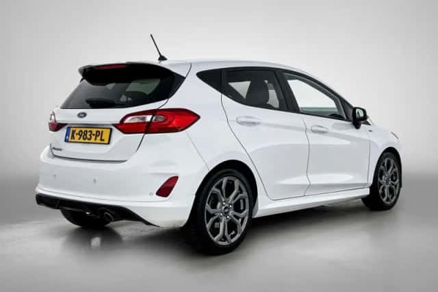 Ford Fiesta (2018) thumbnail 4