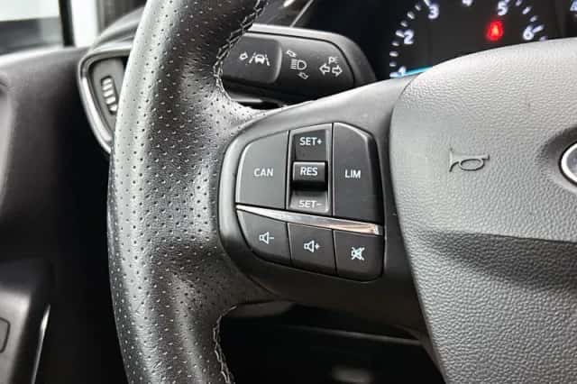 Ford Fiesta (2018) thumbnail 6