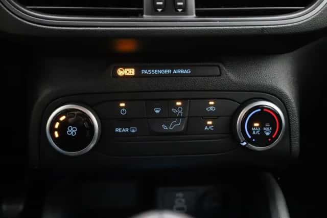 Ford Focus (2023) thumbnail 17