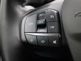 Ford Focus thumbnail 18