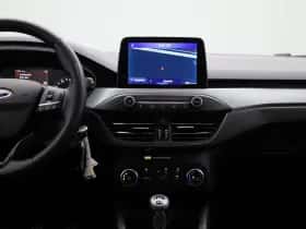 Ford Focus thumbnail 9