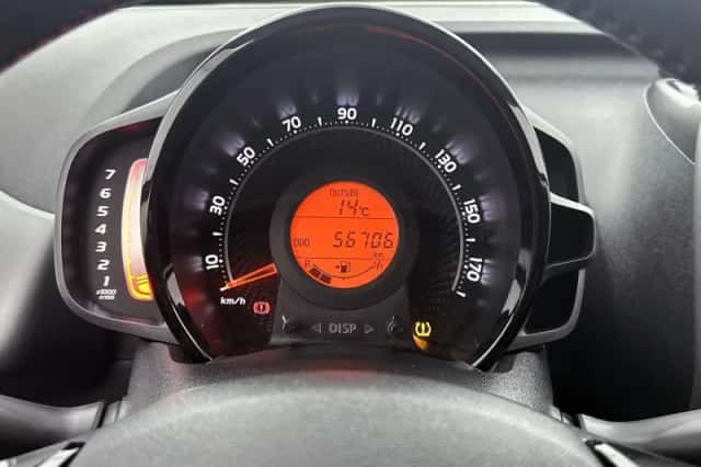 Toyota Aygo (2019) thumbnail 12