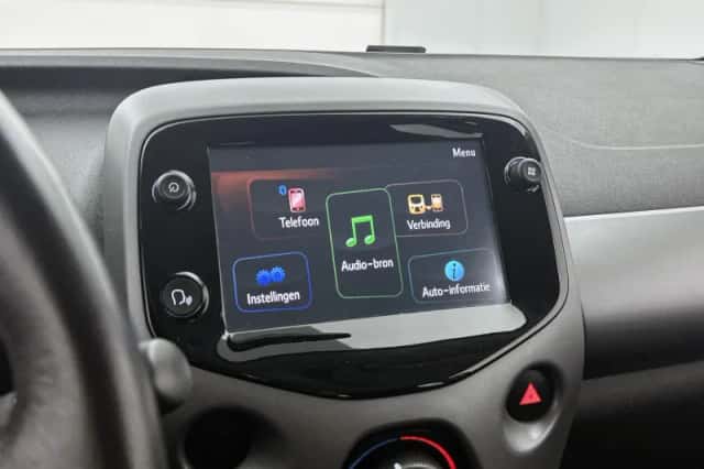 Toyota Aygo (2019) thumbnail 22