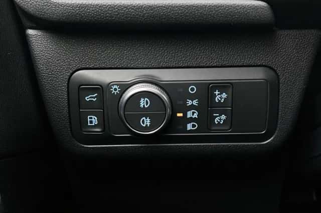 Ford Kuga (2020) thumbnail 15