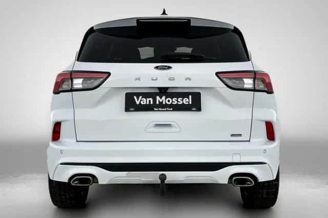 Ford Kuga (2020) thumbnail 3
