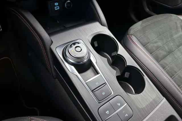 Ford Kuga (2020) thumbnail 26