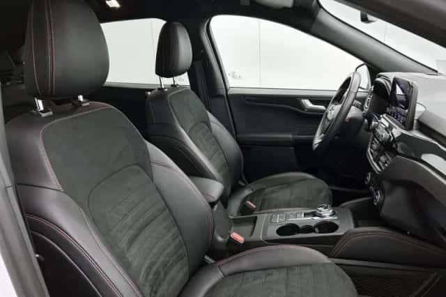 Ford Kuga (2020) thumbnail 35