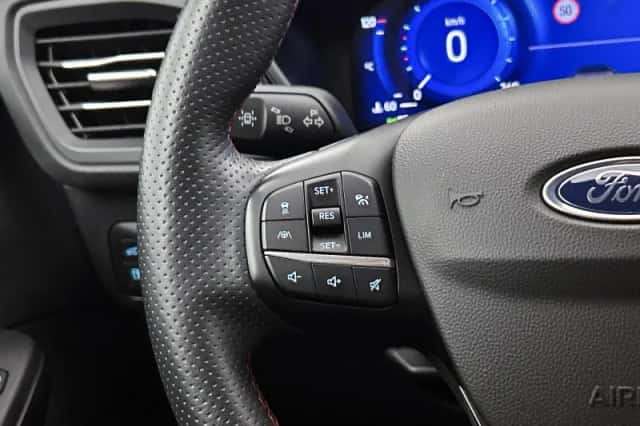 Ford Kuga (2020) thumbnail 6