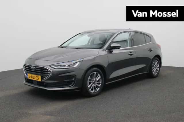 Ford Focus (2023) thumbnail 1