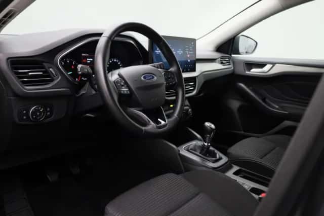 Ford Focus (2023) thumbnail 27