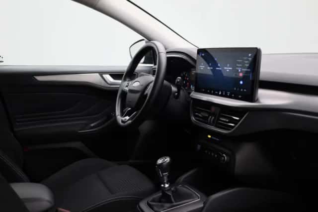 Ford Focus (2023) thumbnail 28