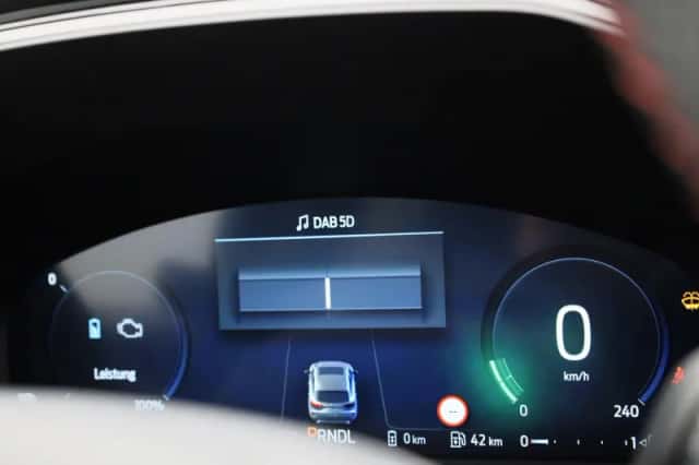 Ford Kuga (2025) thumbnail 21