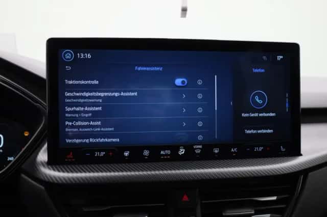 Ford Kuga (2025) thumbnail 25
