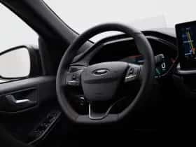 Ford Kuga (2025) thumbnail 37