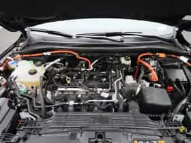 Ford Kuga (2025) thumbnail 39