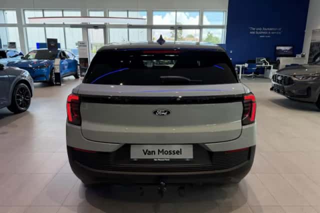 Ford Explorer (2026) thumbnail 6
