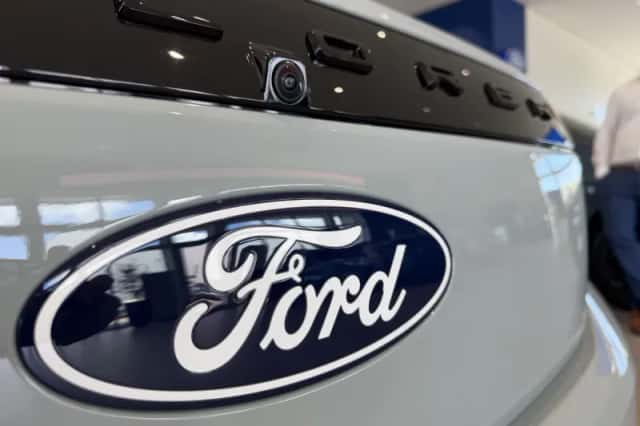 Ford Explorer (2026) thumbnail 9