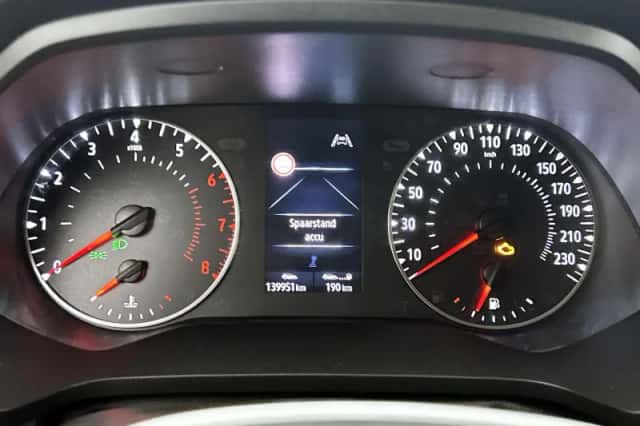 Renault Captur (2020) thumbnail 13