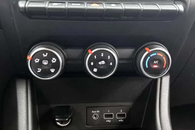 Renault Captur (2020) thumbnail 20