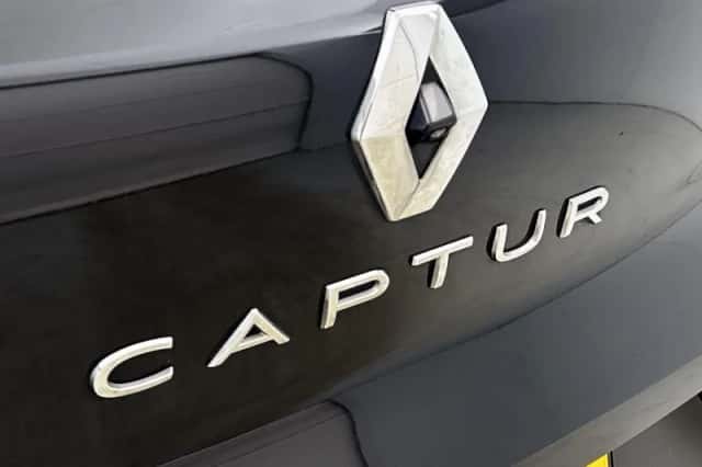 Renault Captur (2020) thumbnail 29