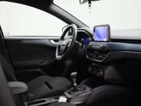 Ford Focus thumbnail 30