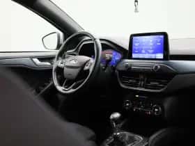 Ford Focus thumbnail 32