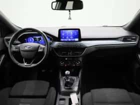 Ford Focus thumbnail 33