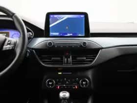 Ford Focus thumbnail 9