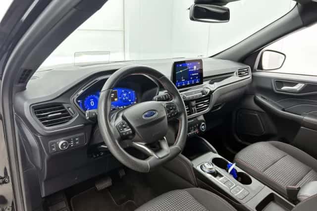 Ford Kuga (2022) thumbnail 21