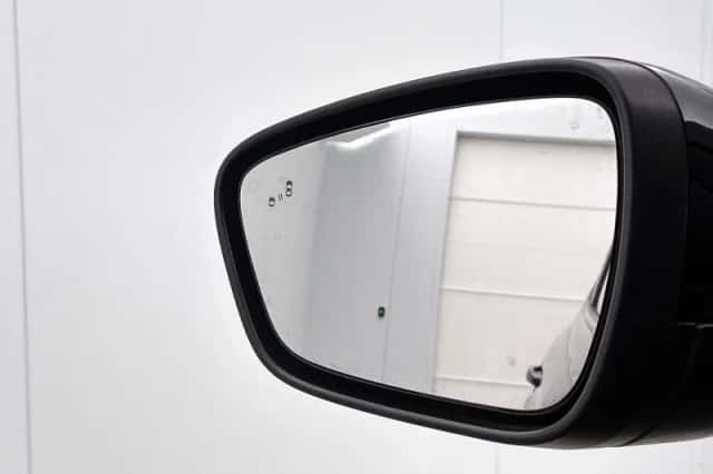 Ford Kuga (2022) thumbnail 23