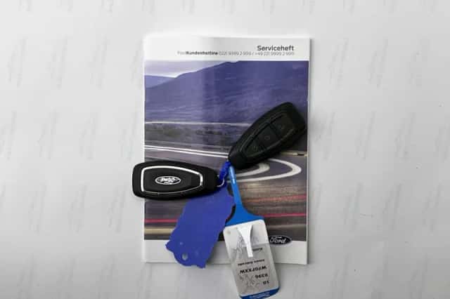 Ford Kuga (2022) thumbnail 33