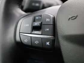 Ford Focus thumbnail 18