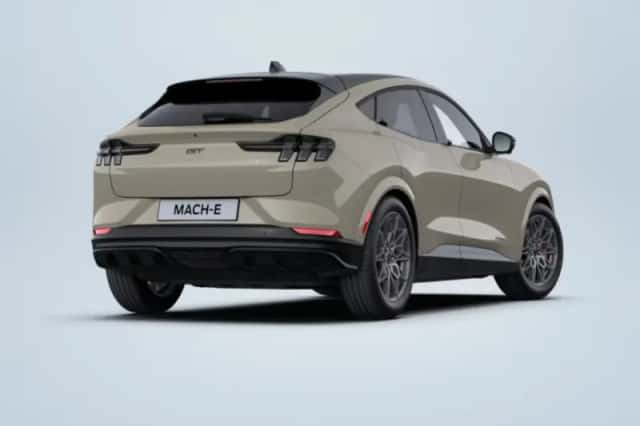 Ford Mustang Mach-E (2026) thumbnail 4