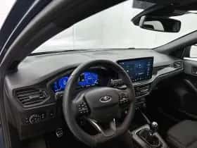 Ford Focus thumbnail 19