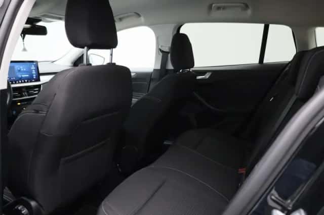 Ford Focus (2023) thumbnail 10