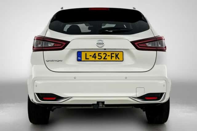 Nissan Qashqai (2020) thumbnail 3