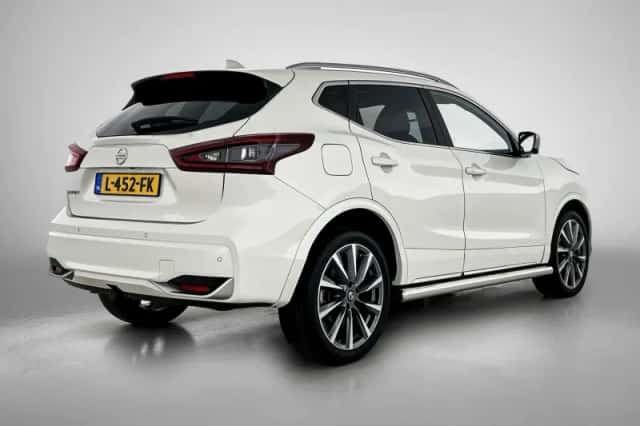 Nissan Qashqai (2020) thumbnail 4