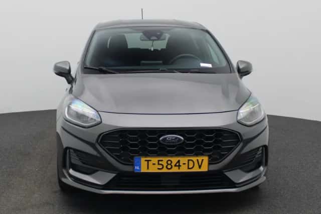 Ford Fiesta (2023) thumbnail 3