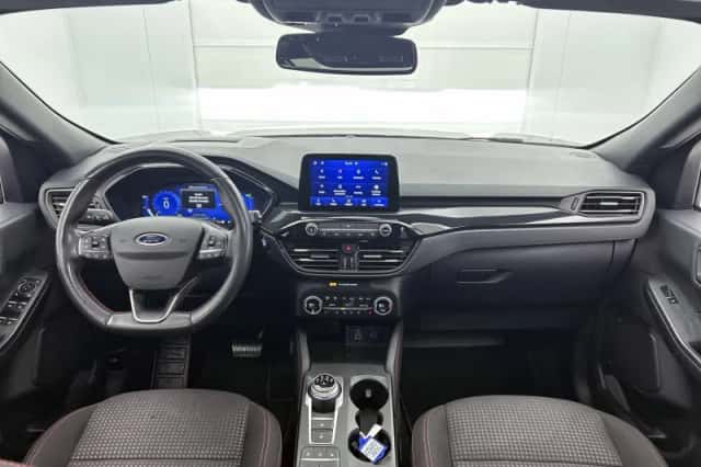 Ford Kuga (2022) thumbnail 22