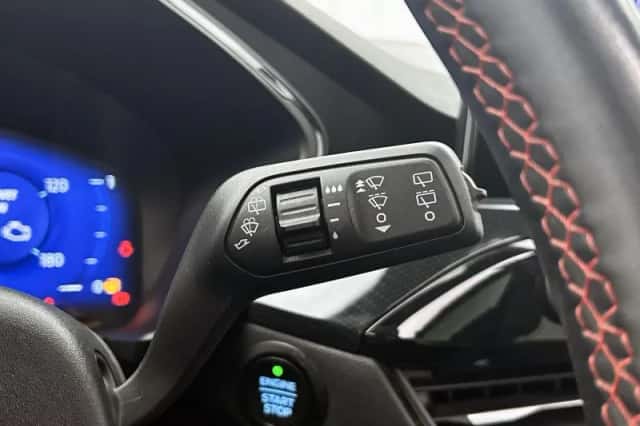 Ford Kuga (2022) thumbnail 10