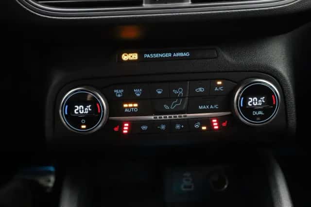 Ford Focus (2023) thumbnail 17