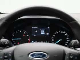 Ford Focus thumbnail 8
