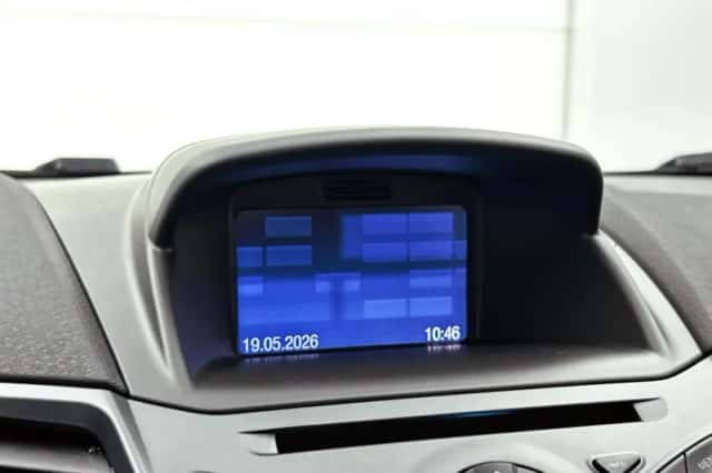 Ford Fiesta (2016) thumbnail 6