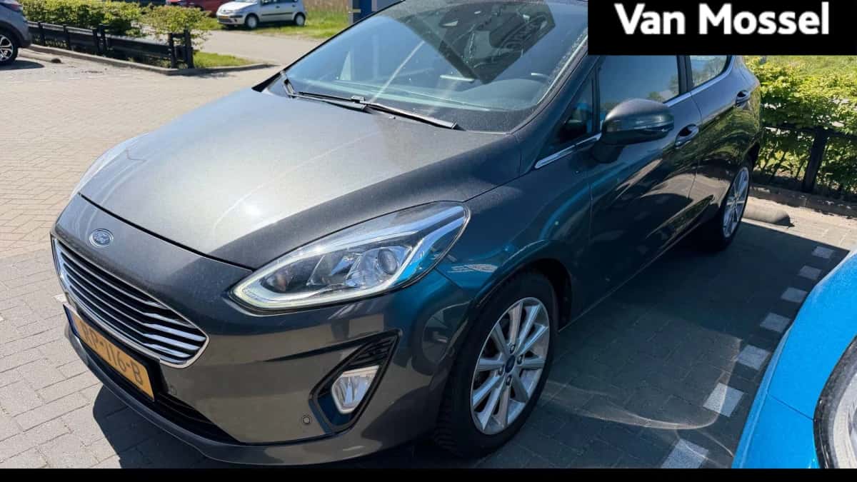 Ford Fiesta — foto 1