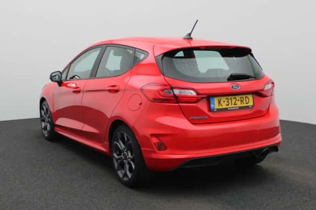 Ford Fiesta (2021) thumbnail 2