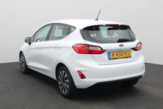 Ford Fiesta (2022) thumbnail 2