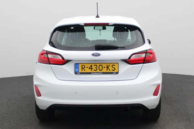 Ford Fiesta (2022) thumbnail 5